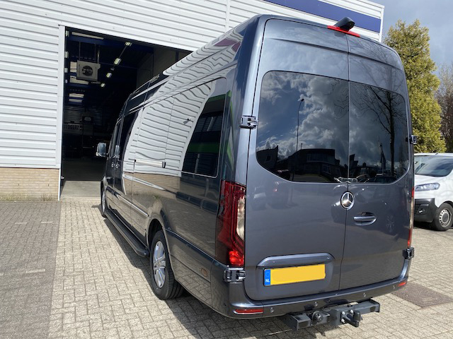 Mercedes Sprinter Vip Luxury King Van Off