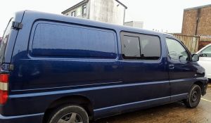 hiace-powervan-sliding-windows