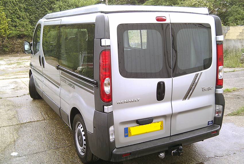 Just Kampers Rear Barn Door Window Blackout Curtain For Renault Trafic (2004-2014)